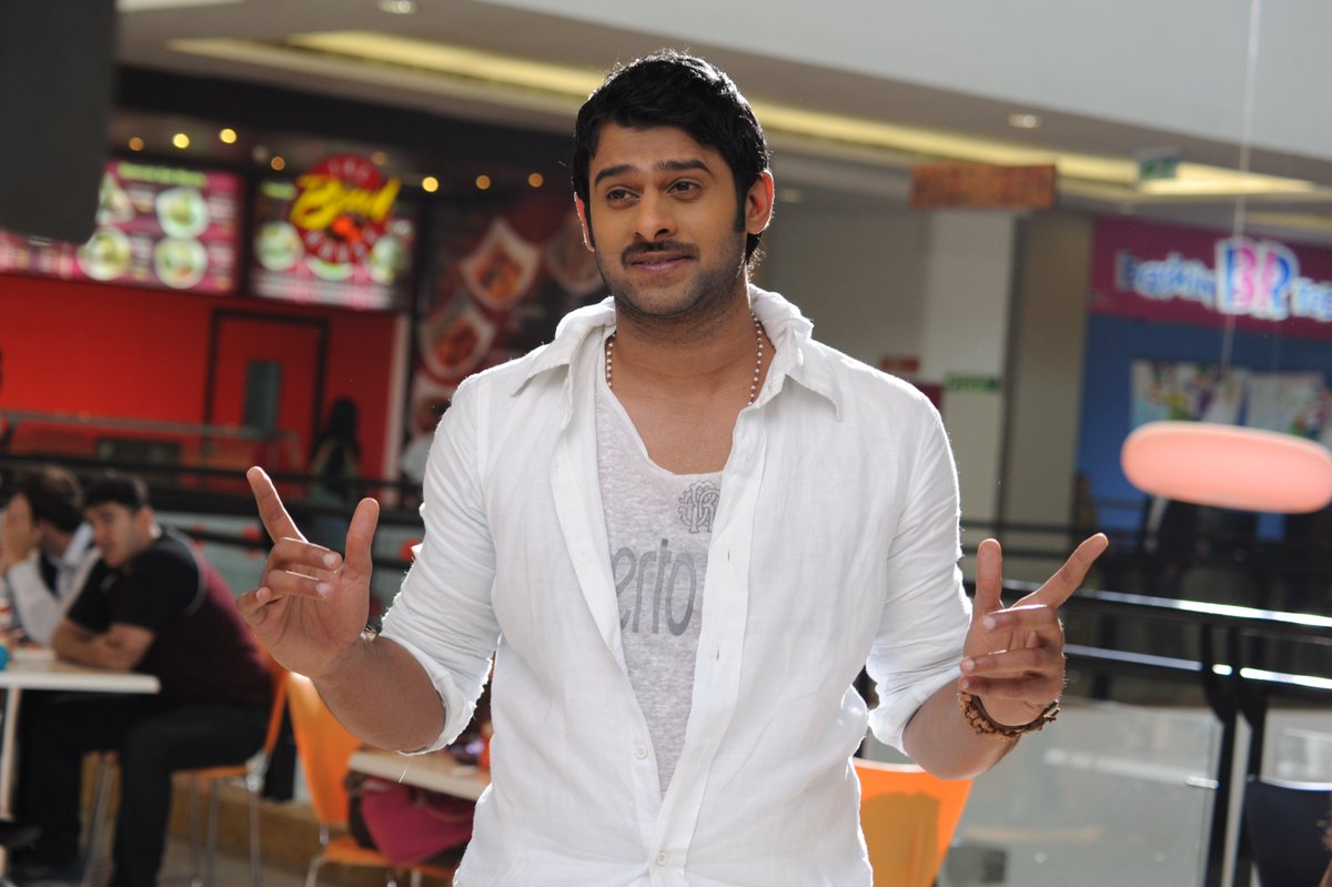 PrabhasNetwork_'s tweet image. Simple, Classy, Cool and Stylish 😍😎
RebelStar #Prabhas as Vicky in #MrPerfect ❤️🔥