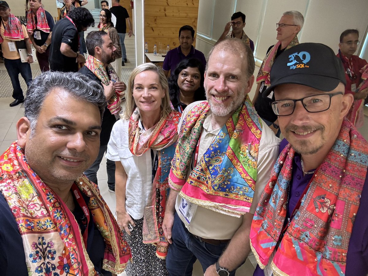 sandeshr's tweet image. Colors at #OCYatra2025 in #Gurugram #Oracle #Database #OracleCloud #AI #AIAgents #EnterpriseAI #DataArchitecture
@oracleugs @oracleace @OracleDevs @AIOUG