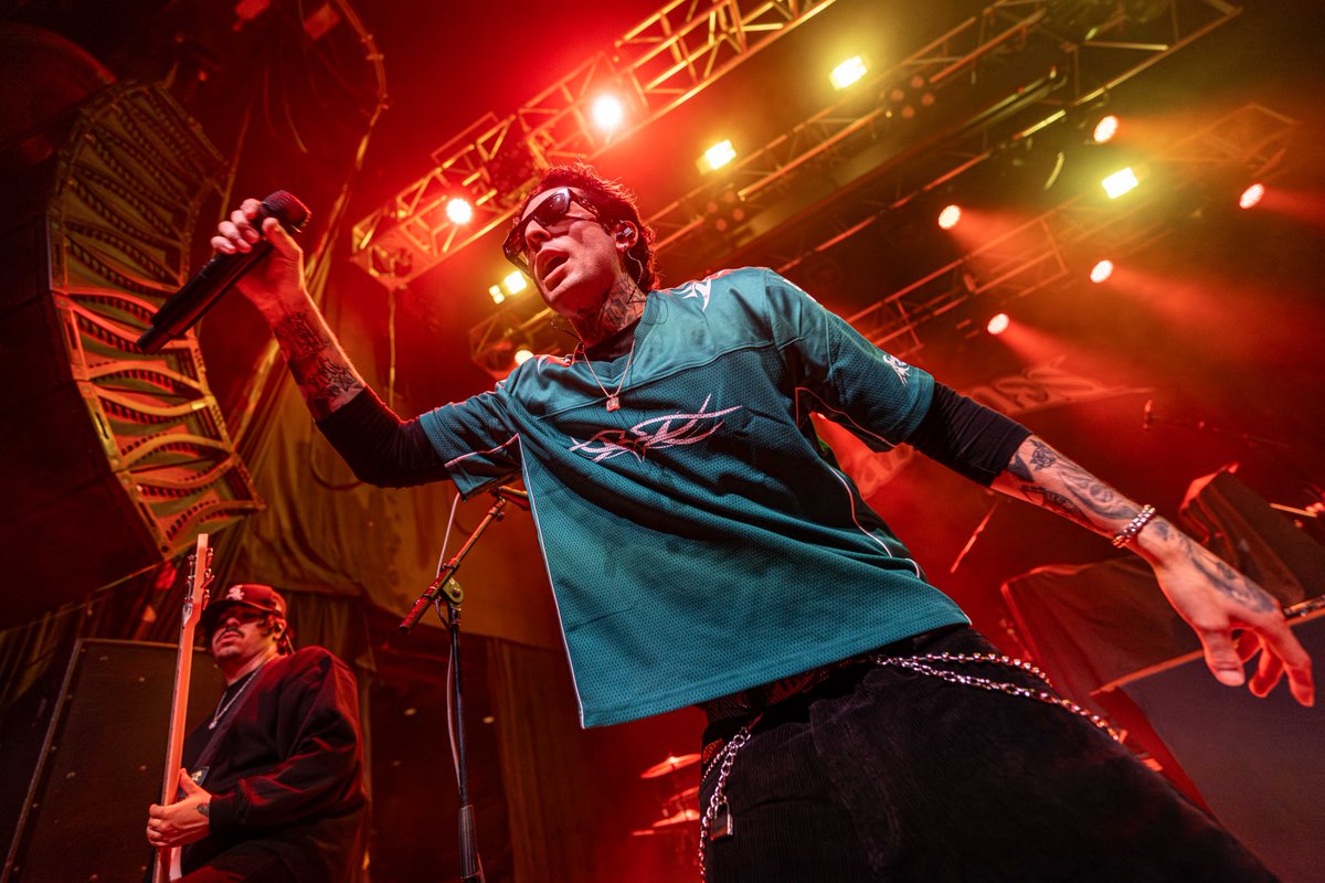 HOBSanDiego's tweet image. RECAP! July 24th
Bloodywood - Return of The Singh Tour W/ Ekoh, Ladrones, Lager Henry
📸: Charlie Cisneros @Deadeye.Charlie on IG
Download the full album with more fan photos here: livemu.sc/3J1QgnY
@Bloodywood2