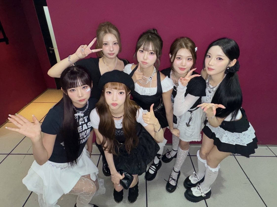 GwwxyOvbgAI1aoc?format=jpg&name=medium