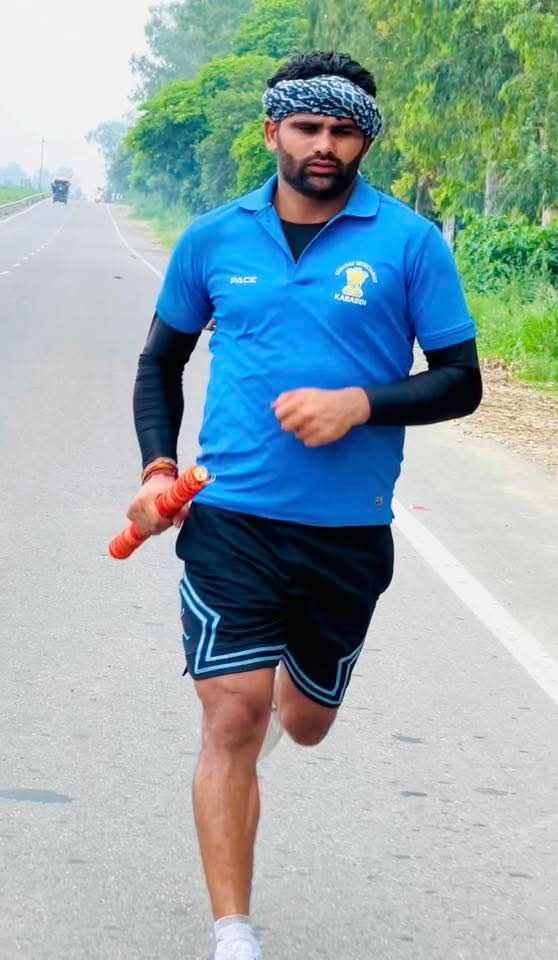 Pro Kabaddi League का सबसे बड़ा स्टार प्रदीप नरवाल ने मचाई डाक कावड़ में धूम