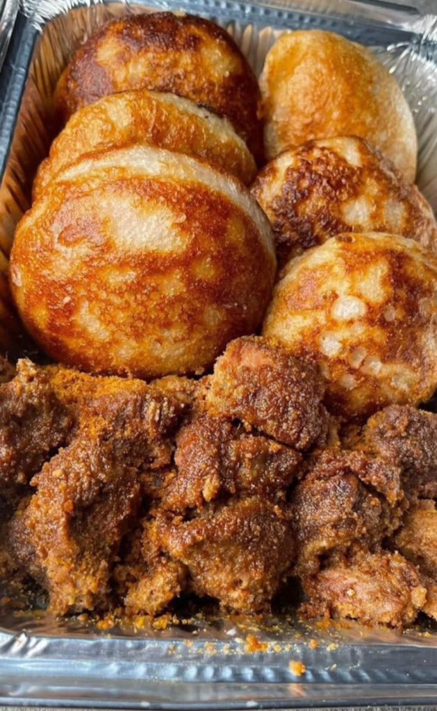 Garbazahrau1's tweet image. Woke up craving for something exactly like this, where can I get it along darmanawa please?🥹😋