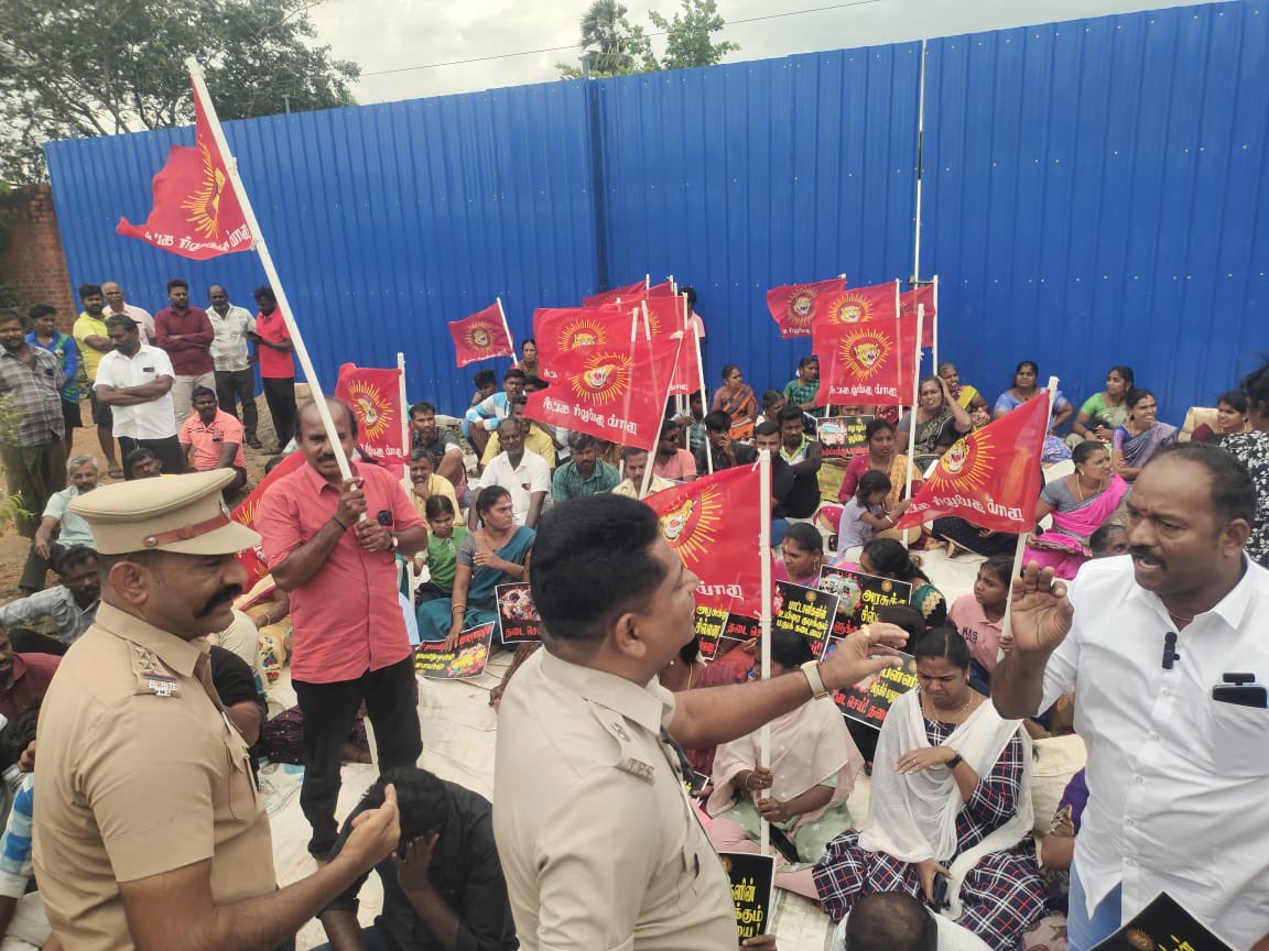 Saattaidurai's tweet image. தென்காசி மாவட்டம் பாவூர்சத்திரத்தில் மனமகிழ் மன்றம் என்ற பெயரில் பள்ளிக்கூடத்திற்கு அருகில் சாராய கடைகள் திறந்து மாணவர்களையும் குடிக்கு அடிமையாக்கும் சாராய கடையை மூட போராடிய நாம்தமிழர் கட்சியின் பொறுப்பாளர்களை கைது செய்யும் சாராய மாடல் காவல்துறை !
@Seeman4TN