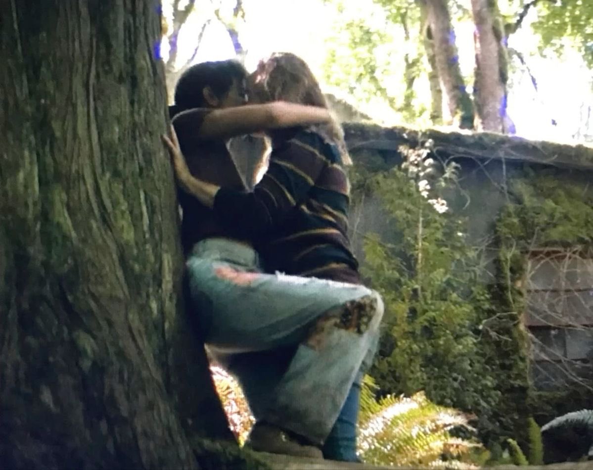 tai_mob's tweet image. You think the trees let out a long sigh when they see these mfs stumbling through the woods