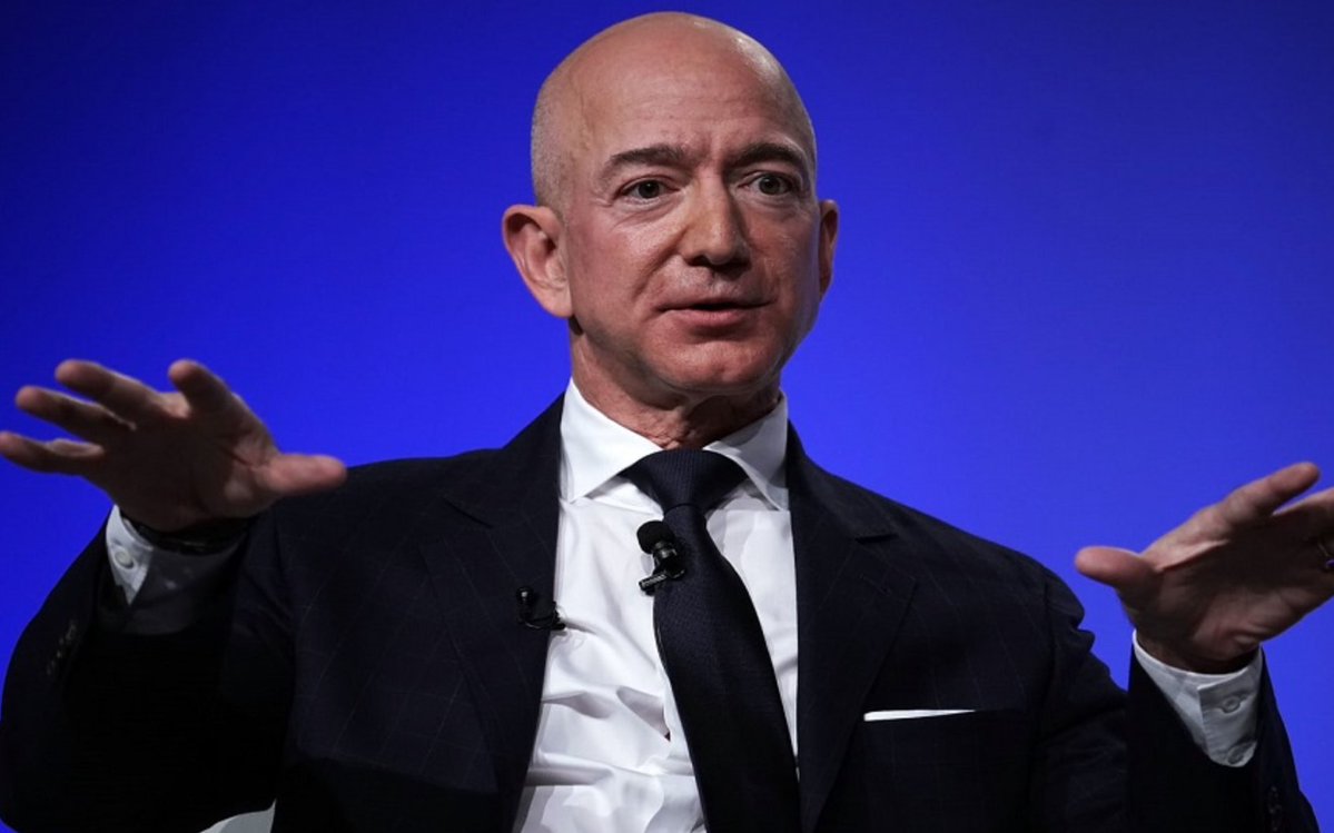 Nairametrics's tweet image. Jeff Bezos nets $5.7 billion in massive Amazon share sales - nairametrics.com/2025/07/26/jef…