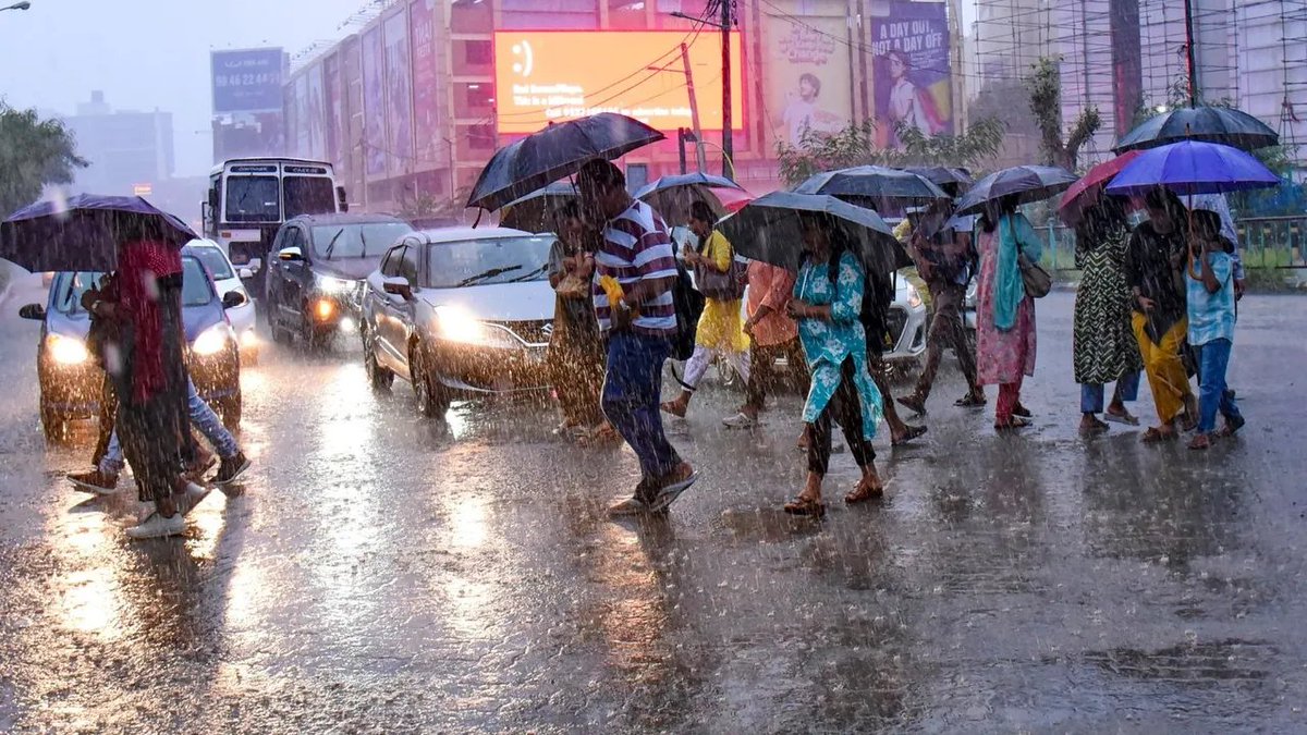 thenewsdrum's tweet image. Heavy rains cause widespread damage in various parts of Kerala
newsdrum.in/national/heavy…
#KeralaRains #KeralaMonsoon #Kerala #Idukki #Thrissur #Kottayam