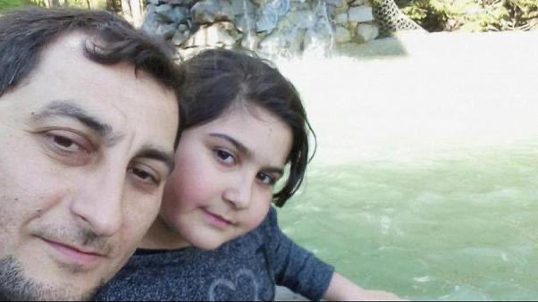 misra_oz's tweet image. Rabia Naz’ın öldürüldüğü ülkemizde katilleri değil babası hapis cezası aldı.
Baba Şaban Vatan 12 gündür hapiste.
Bu adaletsizliği ve zulmü,
Unutmayacağız.
Affetmeyeceğiz.
Hesap soracağız!
#RabiaNazİçinAdalet
#SabanVatanİcinAdalet
#SabanVatanYalnızDeğildir