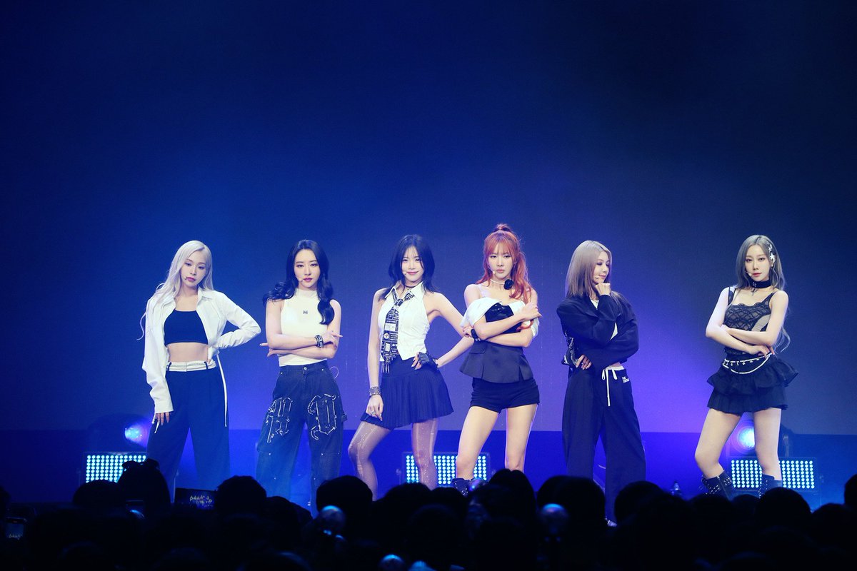 deukaethrowback's tweet image. july 27, 2024 ㅡ luck inside 7 doors concert in kaohsiung
#Dreamcatcher #드림캐쳐