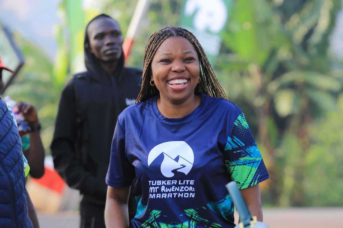RwenzoriMarathn's tweet image. Started the day with a run before sunrise, then had cake and beer for breakfast. Thatβs balance! β
β
Shoutout to @gutsybunch and all the neighbours who showed up for the Naalya run this morning β Kasese energy is building! πππΏββοΈππΏββοΈποΈ
#TuskerLiteRwenzoriMarathon