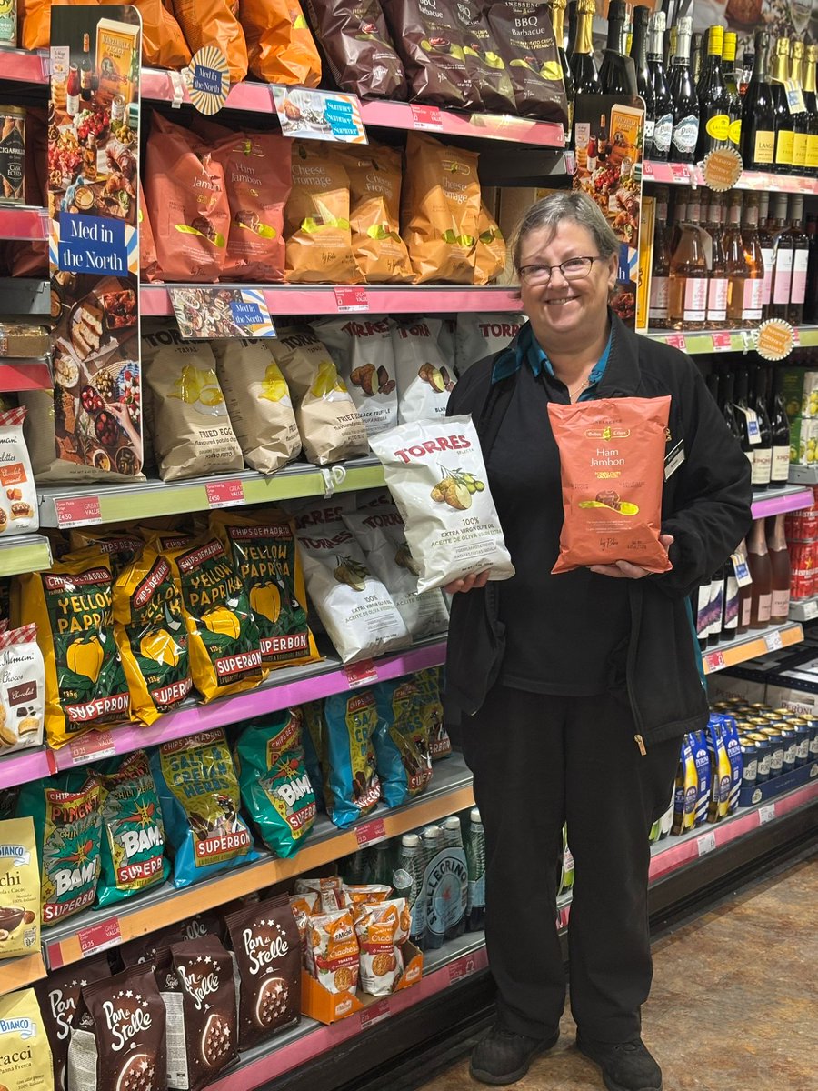 BoothsCountry's tweet image. Saturday snacking sorted! Mandy has some fantastic crisps for you at Knutsford - which would you go for? 😋