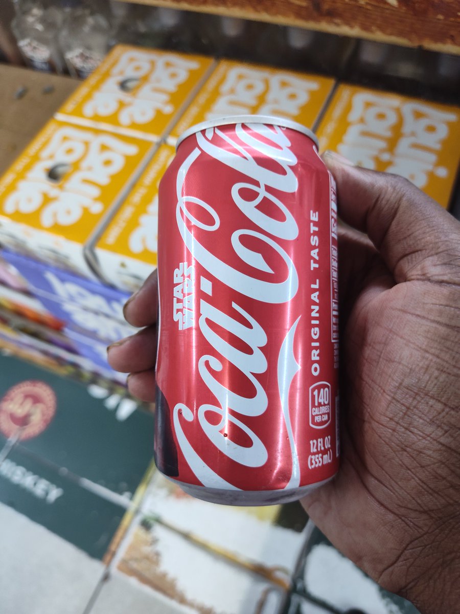 CapBlackOpinion's tweet image. 633am: Just gave homeless Brother this coke I bought for him.
An old ad used to say, 'Coke adds life.'
Hopefully this is still the case - more life is needed.
Cap Black.
#halthunger