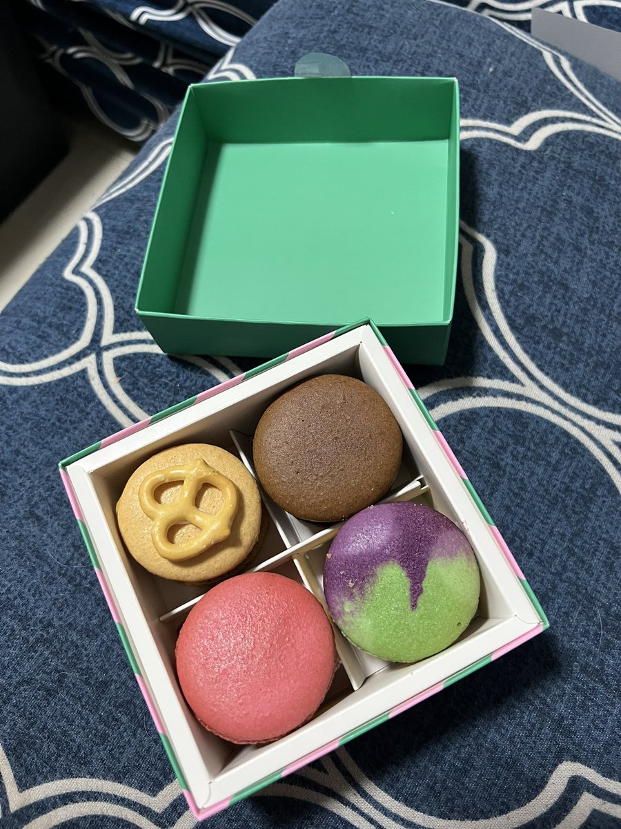Isaree20's tweet image. ทาสรักซูรี