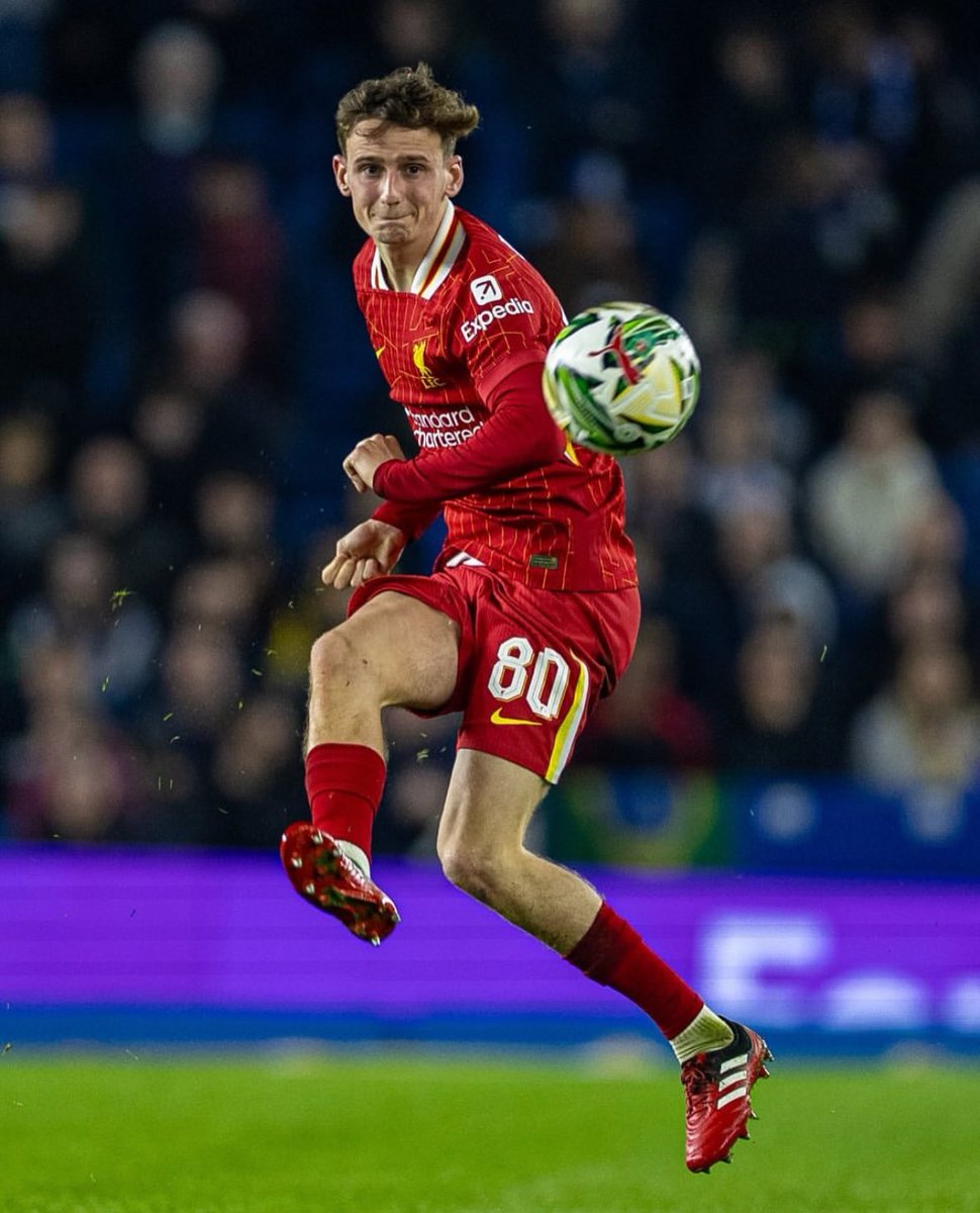 EKscouting's tweet image. Minute 01:32, Liverpool v Milan.
Tyler Morton stands out immediately:
➤ Great first touch
➤ Tight-space composure
➤ Timed tackle to regain possession
The signs are clear, this kid’s ceiling is high.