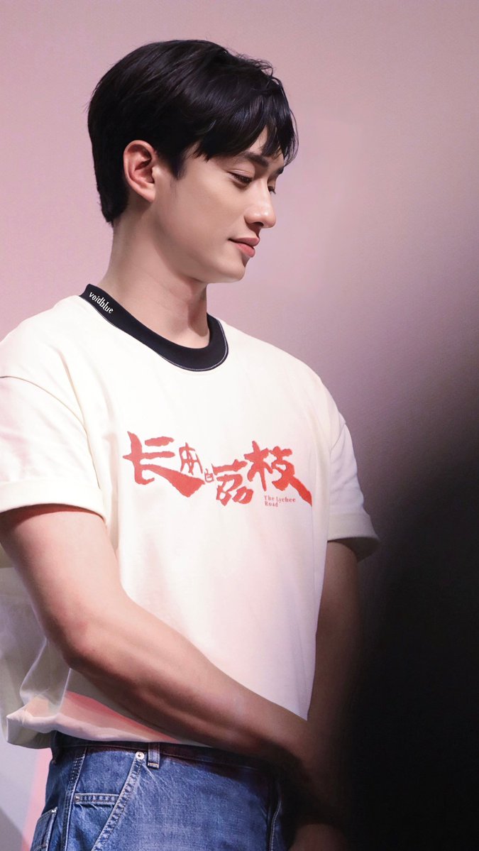 Dak0927's tweet image. 이분이 곧 마흔이래