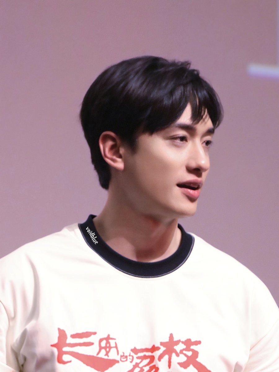 Dak0927's tweet image. 이분이 곧 마흔이래