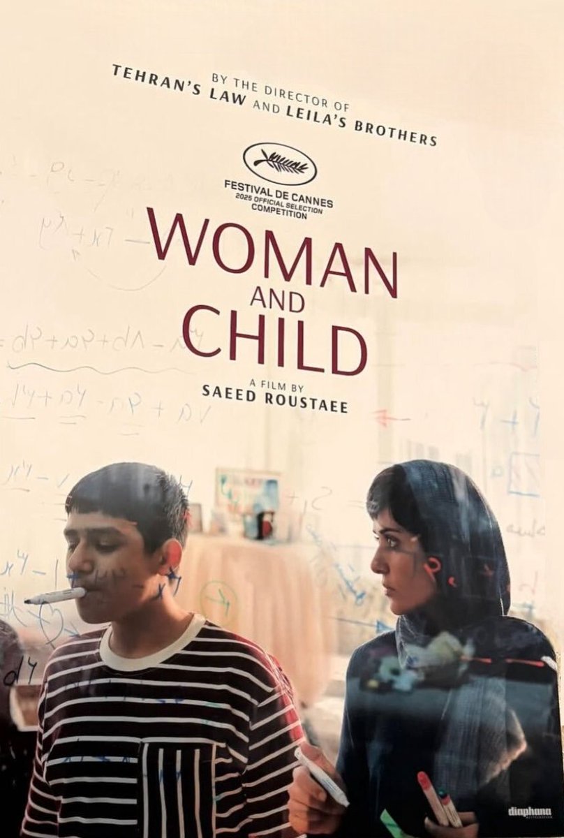MitraEtemad's tweet image. Les retours des iraniens sur le nouveau film de SAAED Roustaee sont incroyables, le cinéaste de genie tient la plus grande des victoires... Celle de son peuple ❤️🇮🇷
Ravie pour lui !
#CinemaIranien #WomanAndChild
#SaeedRoustaee #Cannes2025