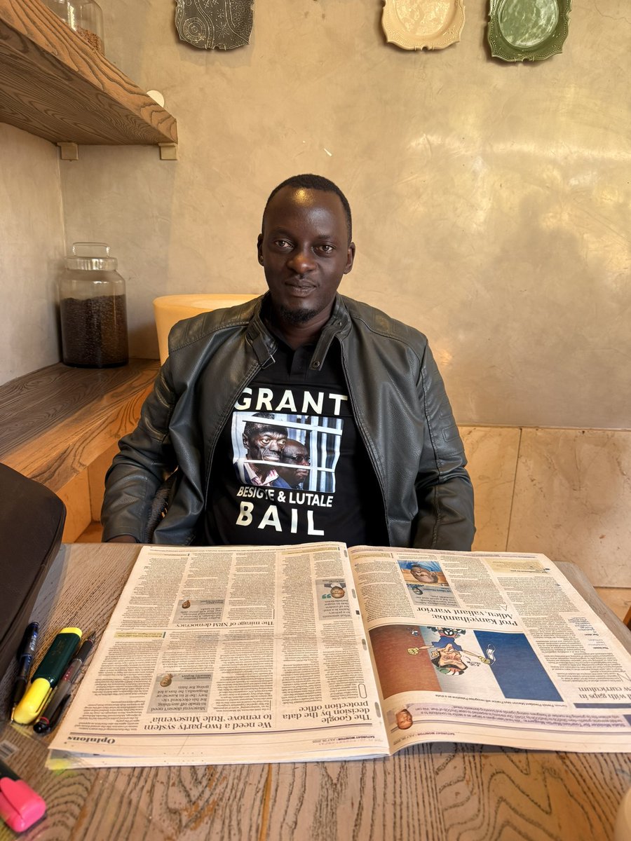 KIIZA ERON (@kiizaeron) on Twitter photo Good afternoon comrades, never forget that fellow Ugandans are rotting in prison due to the political persecution—encouraged hitherto by a feeble <a href="/JudiciaryUG/">Judiciary Uganda</a>—of egocentric militants led by <a href="/KagutaMuseveni/">Yoweri K Museveni</a> #GrantBesigyeAndLutaleBail #FreeEddieMutwe Good afternoon comrades, never forget that fellow Ugandans are rotting in prison due to the political persecution—encouraged hitherto by a feeble <a href="/JudiciaryUG/">Judiciary Uganda</a>—of egocentric militants led by <a href="/KagutaMuseveni/">Yoweri K Museveni</a> #GrantBesigyeAndLutaleBail #FreeEddieMutwe