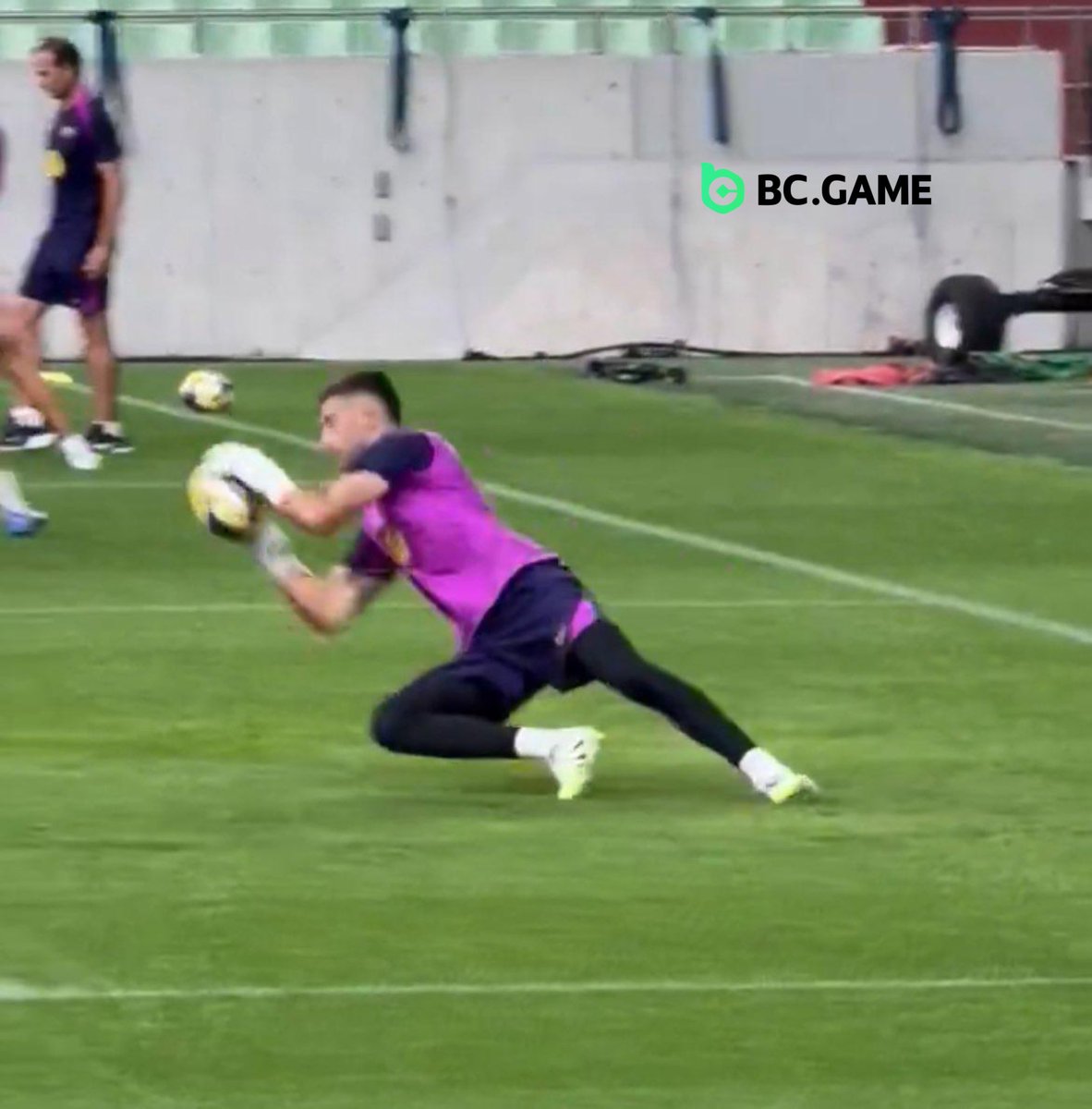 OMG what a save by Joan Garcia