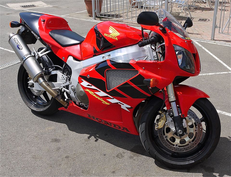Massa315's tweet image. #みんな欲しいバイクの画像貼ろうぜ
できることならカストロールカラー