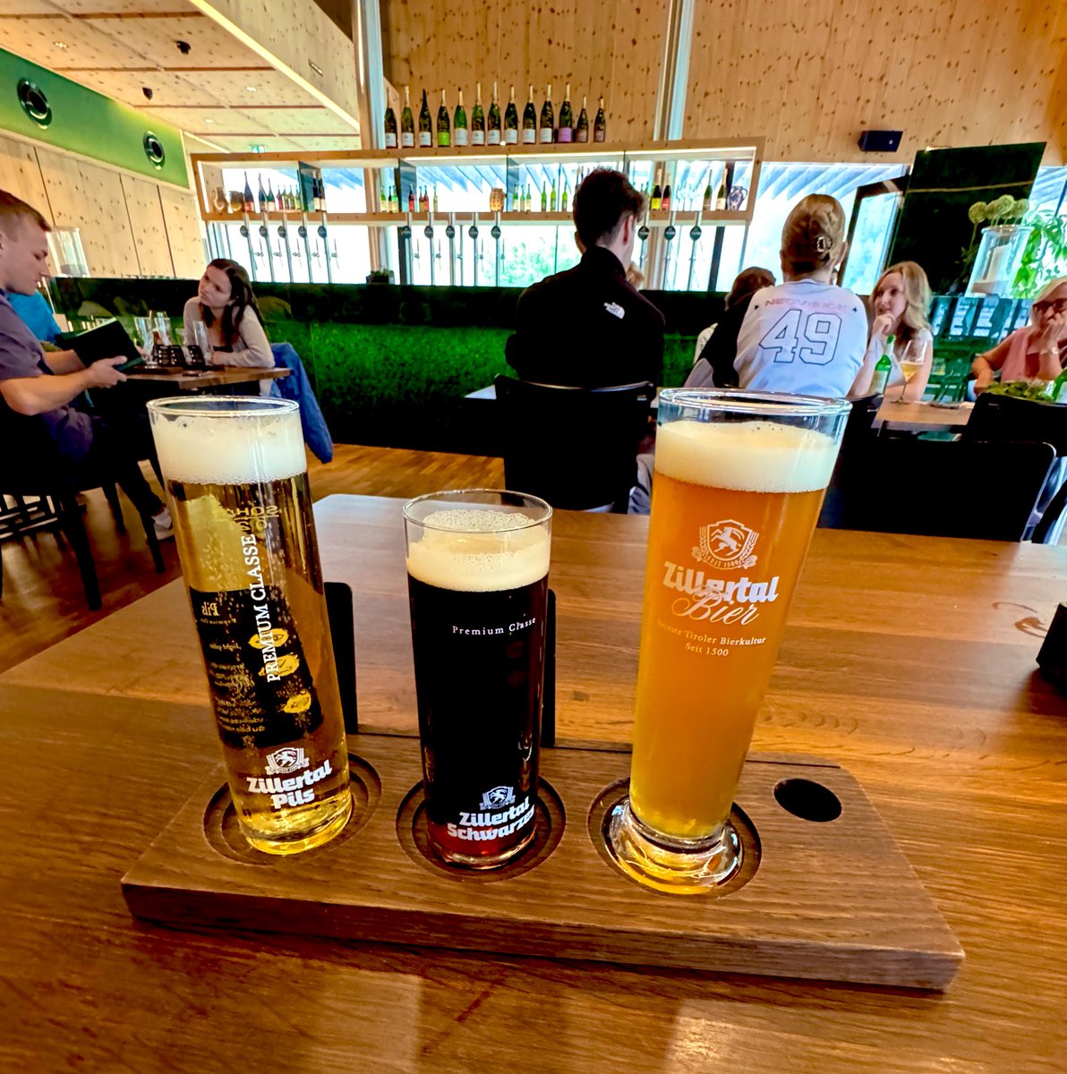 erikaleetv's tweet image. went to a beer museum today to learn how one of the oldest human produced drinks is made 🍻