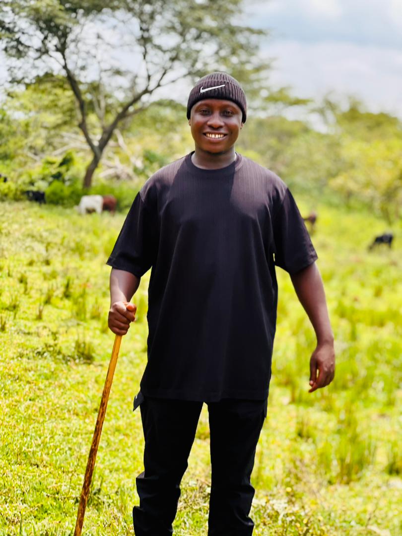MrDelivery78976's tweet image. Yesterday it was interesting learning from a Senior Farmer who has concentrated on livestock farming and it was so inspiring  . Thanks Butiti Ranch Nakasongola for hosting us as the Golden Posters  and also learning from you . 
#GoldenPosts