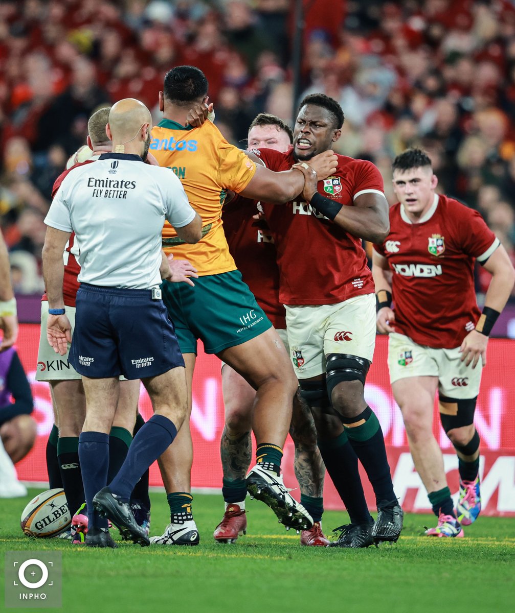 Inphosports's tweet image. That is what test matches are all about!
🇦🇺@wallabies 23-17 @lionsofficial 🦁
(📸 - @BillyStickINPHO & @DanSheridan2012 )