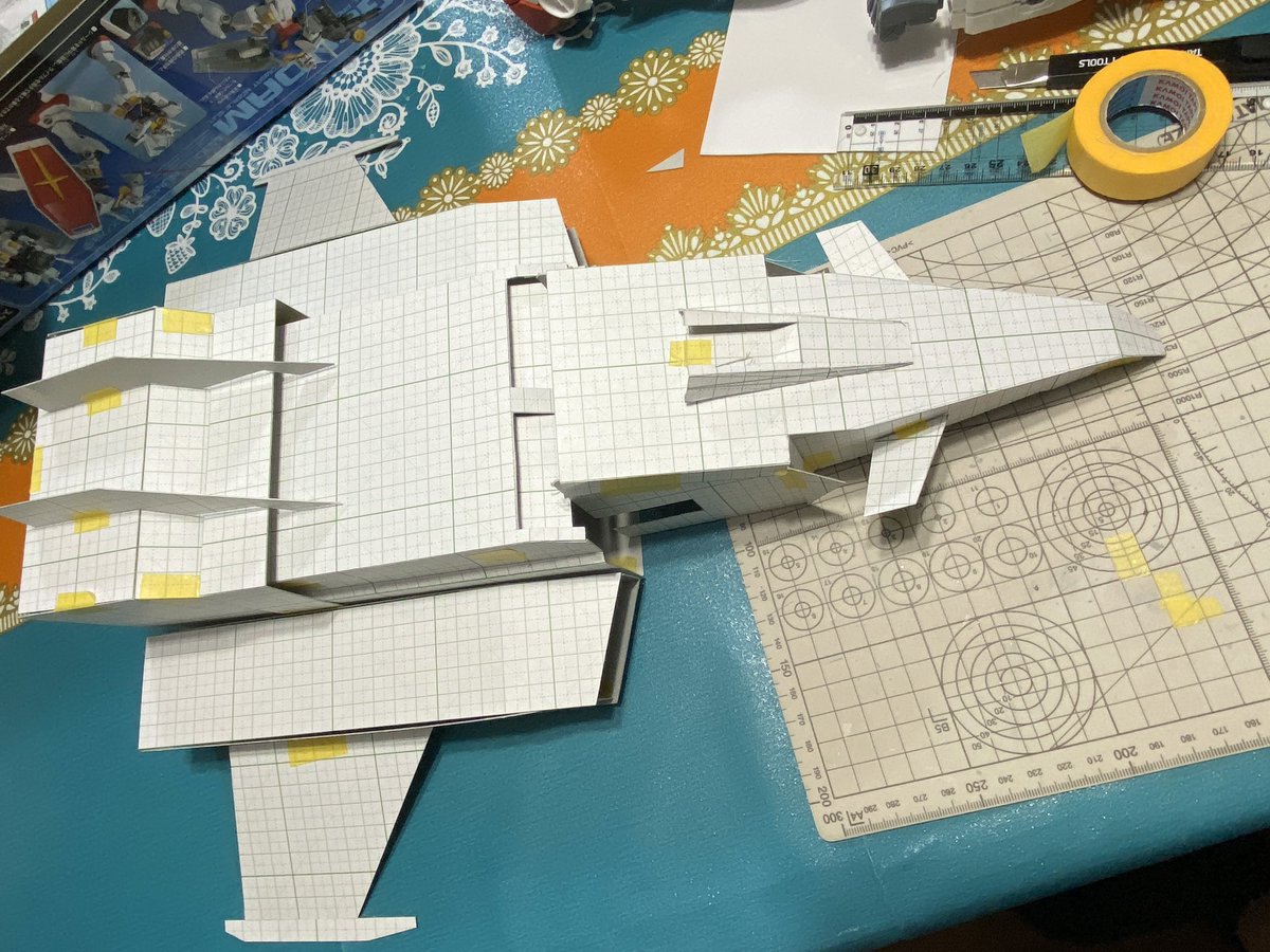 larry8176's tweet image. #1/48メガサイズGアーマー計画
その25.5
あのボール紙メガサイズGアーマーからはや2ヶ月。さぁ皆さん究極の1/48メガサイズGアーマーが姿を現し出してきましたよ😆
分離、合体、ラジコン走行。そして超ビッグサイズ。