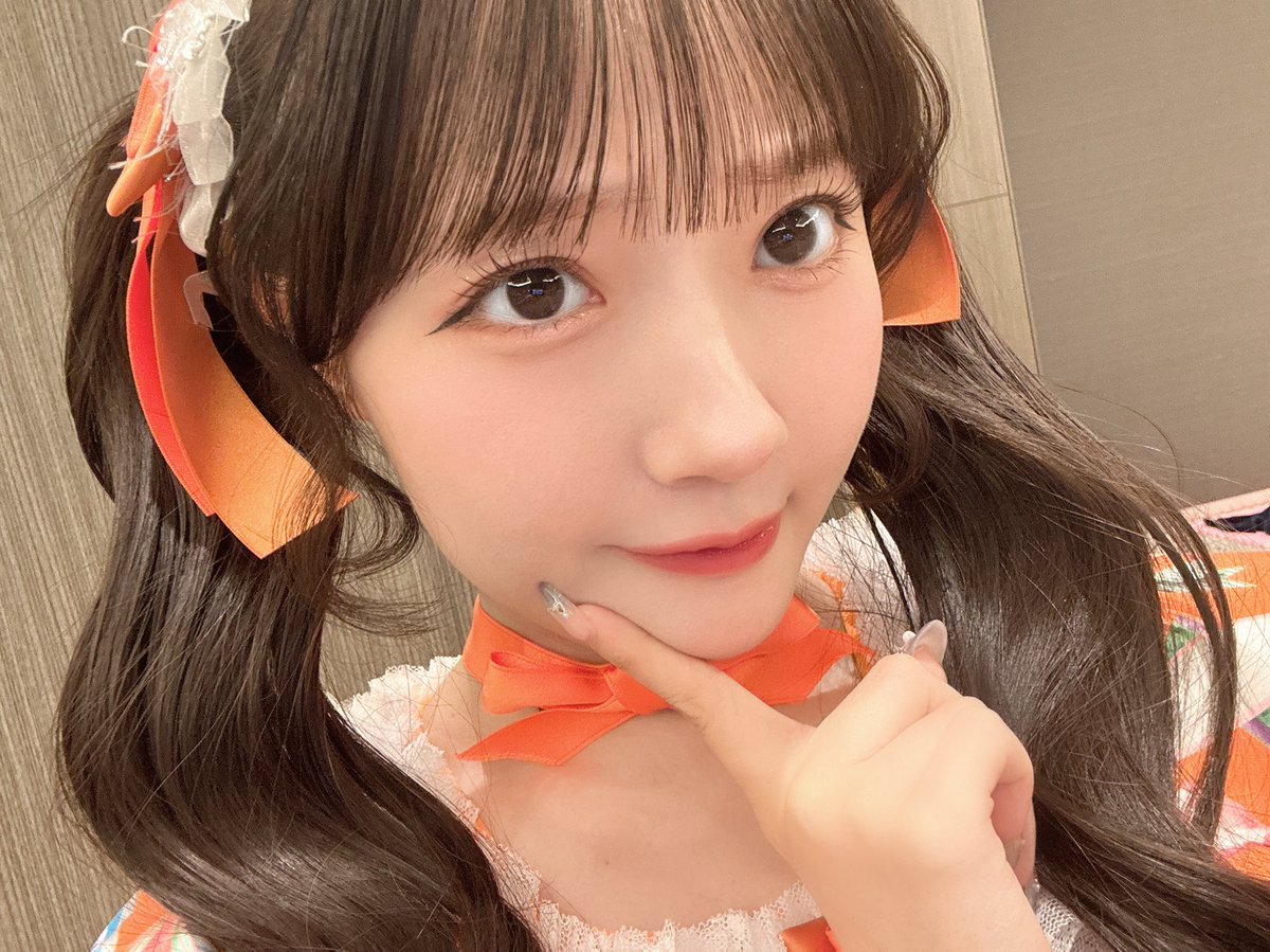 emiru_cs0422's tweet image. 大特典会in羽田
ありがとうございました!
みんながおめでとうとか
面白い話してくれたり
会いたかったの気持ち伝えてくれたり
全部嬉しかったです!
明日も楽しみ、よろしくお願いします୨୧
