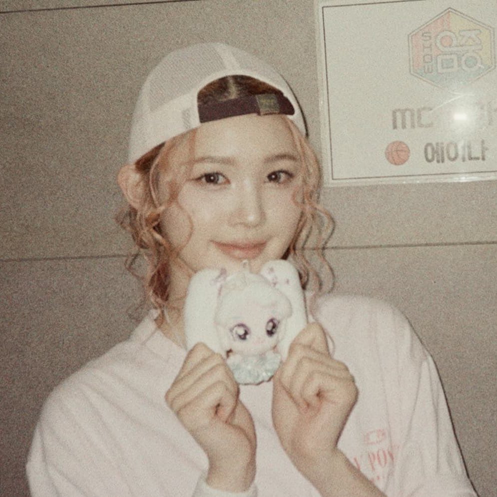 ibutteruuu's tweet image. 농구부 매니저 에이나랑
농구선수 에이나핑