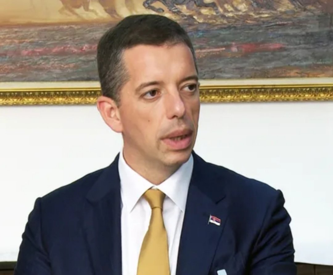 Yamamoto434's tweet image. Lažov Marko Đurić širi laži po medijima da ga je neko napao.Jedini napad koji se desio ,je napad od strane ove mentalno hendikepirane osobe na intelekt građana Srbije