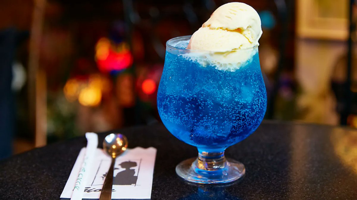 TimeOutTokyoJP's tweet image. 🍹 🍨 🍹 🍨 🍹 🍨 🍹 🍨
この世で一番かわいい飲み物
🍹 🍨 🍹 🍨 🍹 🍨 🍹 🍨
『東京、クリームソーダ10選』
timeout.jp/tokyo/ja/cream…
純喫茶からアメリカンダイナーなど、店内も楽しめるお店たち🤵♀️
ひと夏でいくつ飲めるかな?