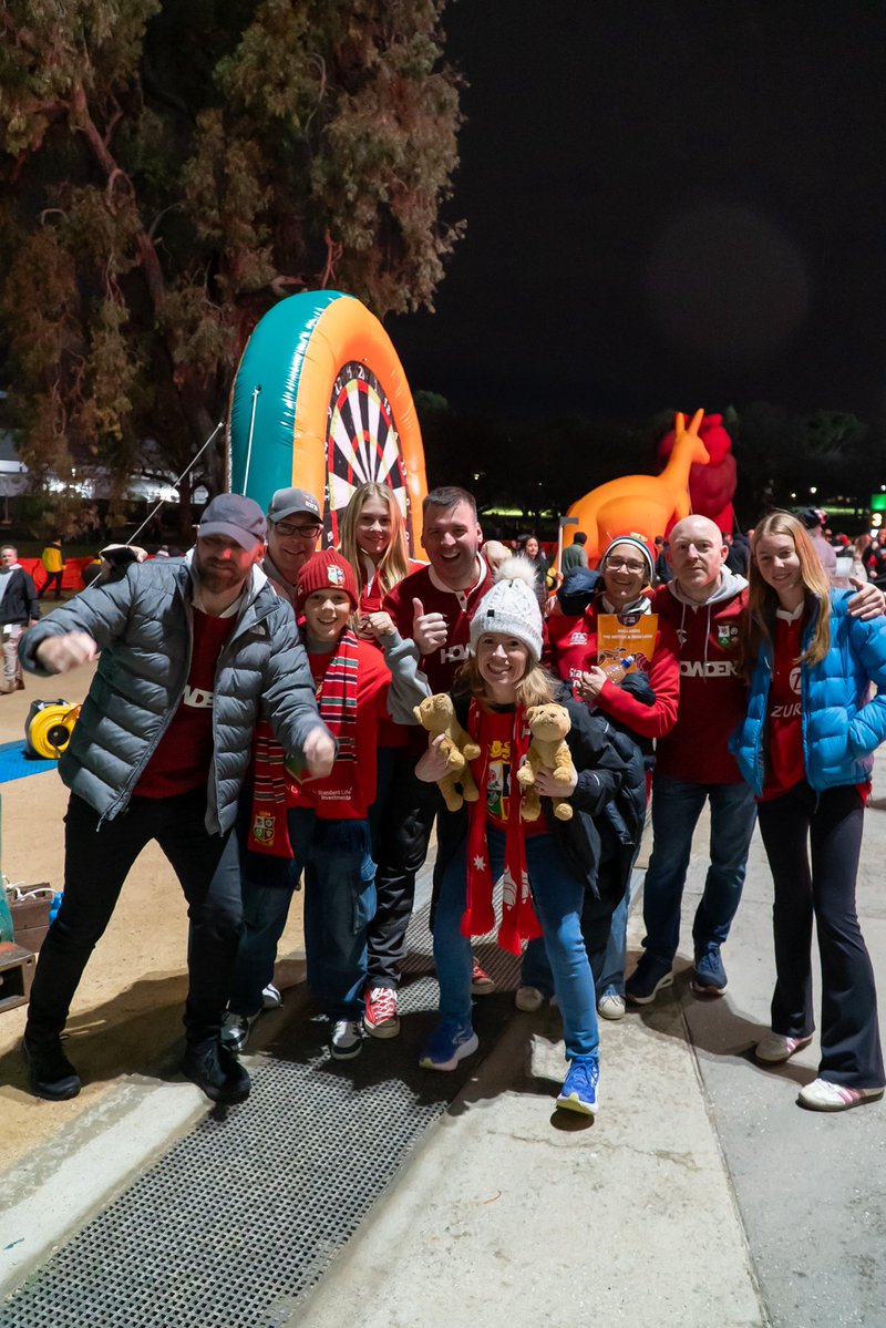JacintaAllanMP's tweet image. A sea of red has taken over Melbourne.
40,000 British and Irish Lions fans are here in the sporting capital - bringing more than $90 million to our economy.
It’s all part of Victoria’s $40 billion visitor economy - supporting hundreds of thousands of local jobs in hospitality,…
