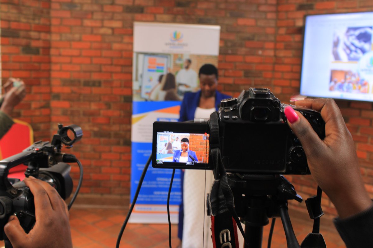 Kenya_Digest's tweet image. "Bride price should be a reward, not requirement"
New study by Mwelekeo Insights shows that men want a radical shift in the bride price tradition, preferring it as a reward for 'well-behaved wives'
kenyadigest.com/men-now-want-b…