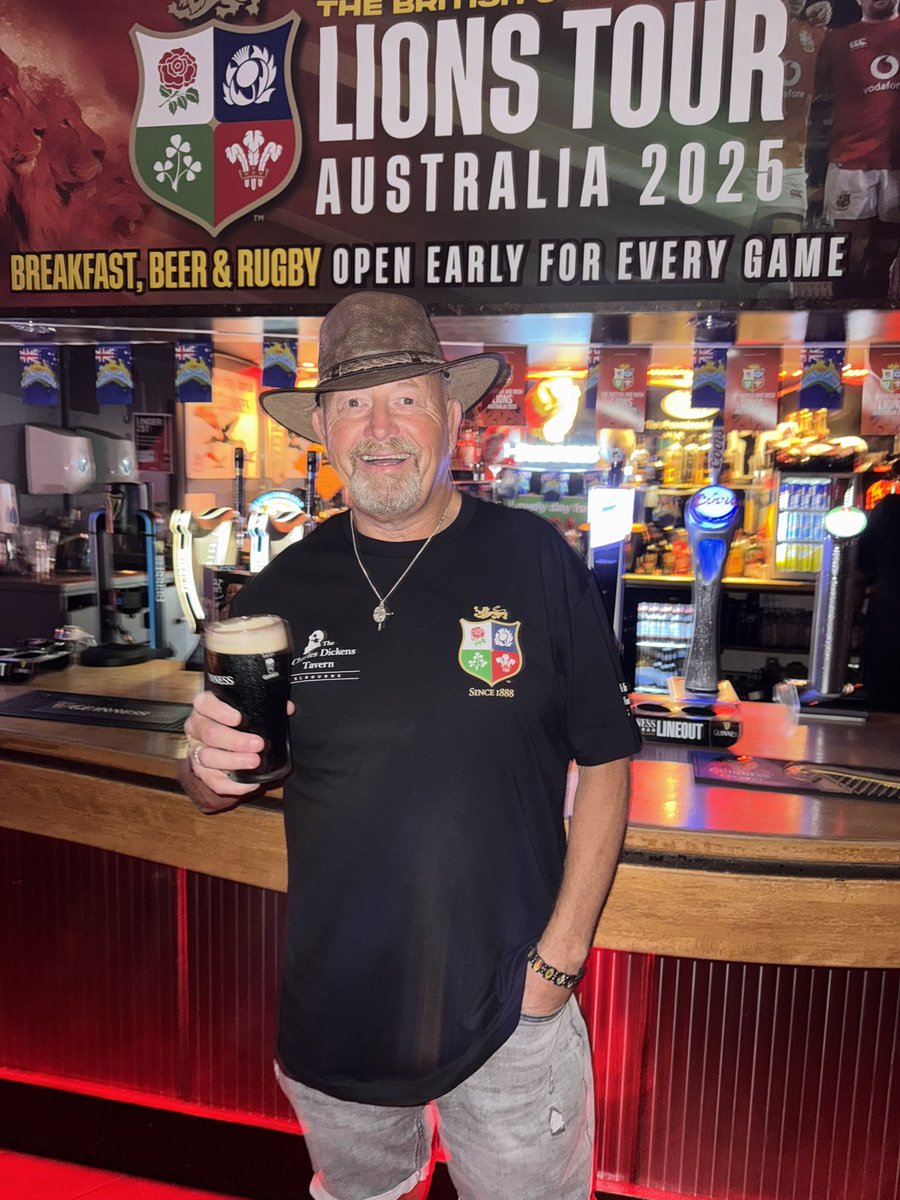 Bar Sport, Sports Bar & Grill (@barsport) on Twitter photo Gary Lees travelled 10,671 miles all the way from Brisbane to watch the Lions Game here in Cannock <a href="/Barsport/">Bar Sport, Sports Bar & Grill</a> Gary Lees travelled 10,671 miles all the way from Brisbane to watch the Lions Game here in Cannock <a href="/Barsport/">Bar Sport, Sports Bar & Grill</a>