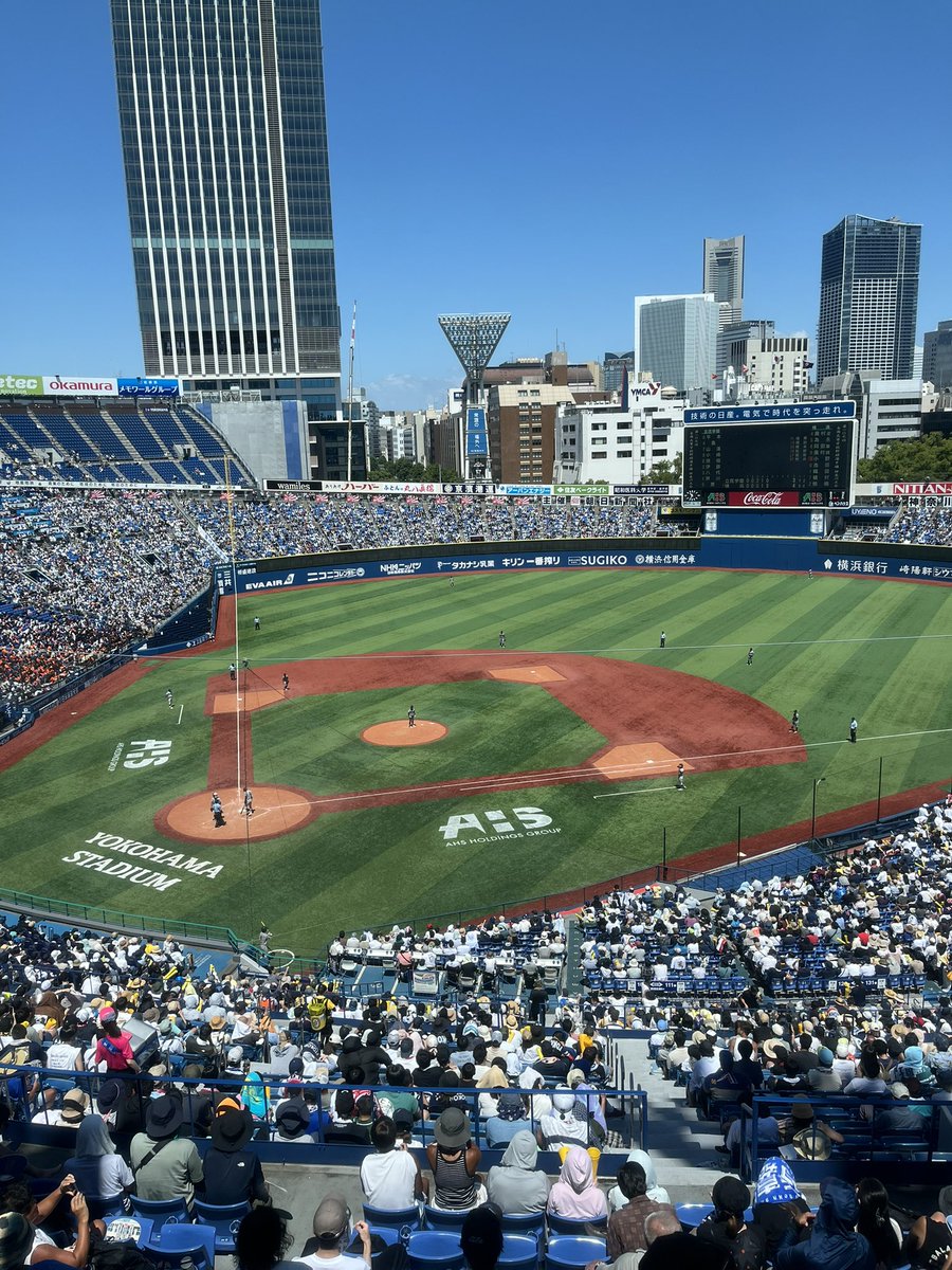 XO529's tweet image. 7月9日から始まった「夏の甲子園 神奈川大会試合速報」が
今日で全日程終了しました!!⚾️
明日は決勝戦🔥
昨年と同じカード #横浜高校 vs #東海大相模@横浜スタジアム
明日はラジオ日本で午後1:50〜実況生中継でお送りします😄
私はスタンドリポートと応援席インタビューを担当します🎤✨