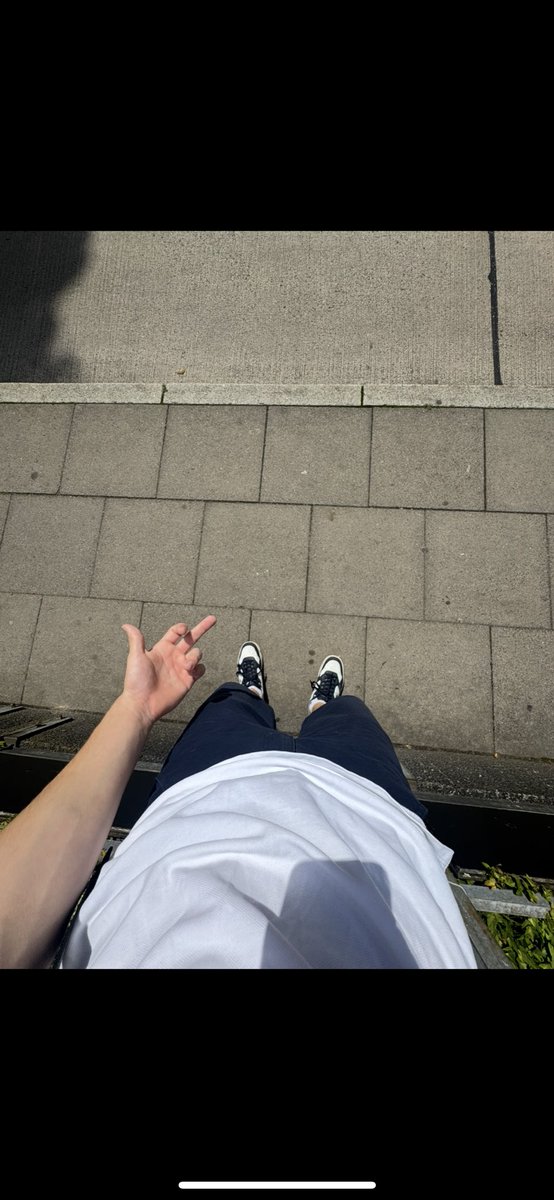 Dein Verstand sagt dir „Nein“.
Deine Gier sagt „Ich will mehr“
Und ich sage: Zahl Jetzt.

#Master #Alpha #geldherr #Paypig #zahlschwein #Findom #Cashdom #dom