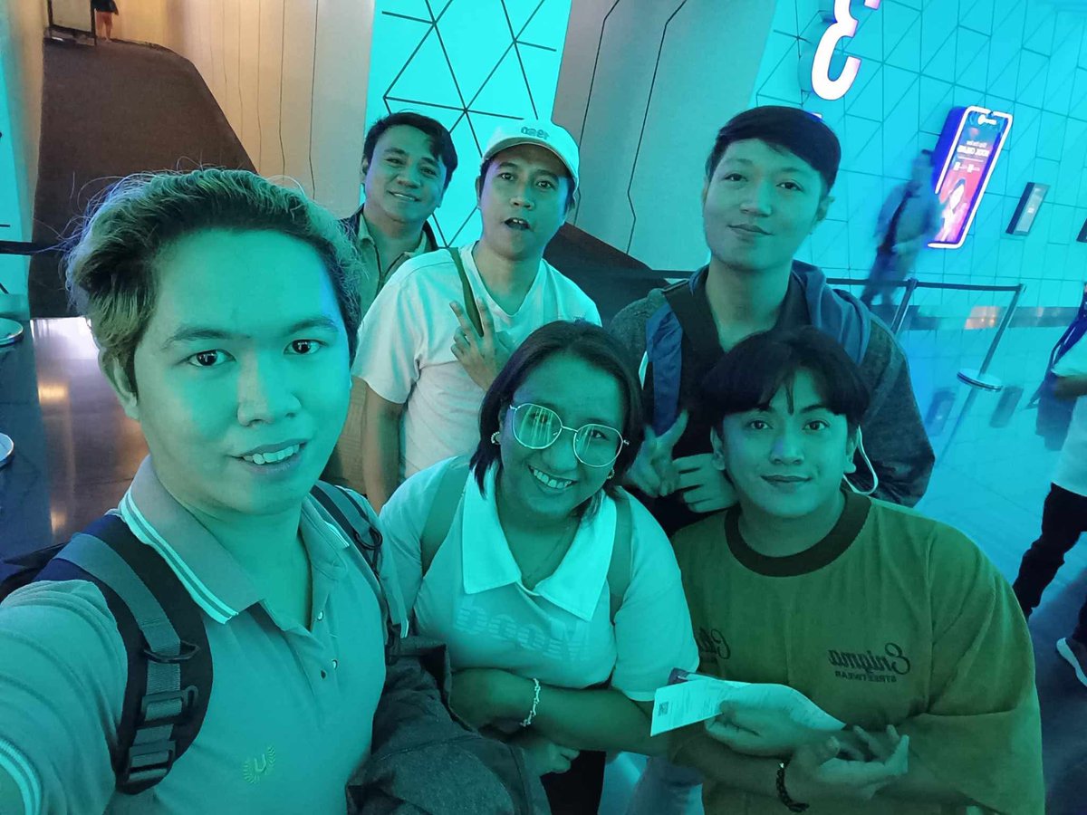thevincies07's tweet image. Hello @Mariestellersss ,
Thank you so much for inviting us yesterday on the Block Screening of #SunshineMovie .
Congrats on the successful event and congrats on the movie itself. Maganda! Must watch! Magaling talaga si @MissMarisRacal .
Hope someday, makabawi kami. TY again ❤️