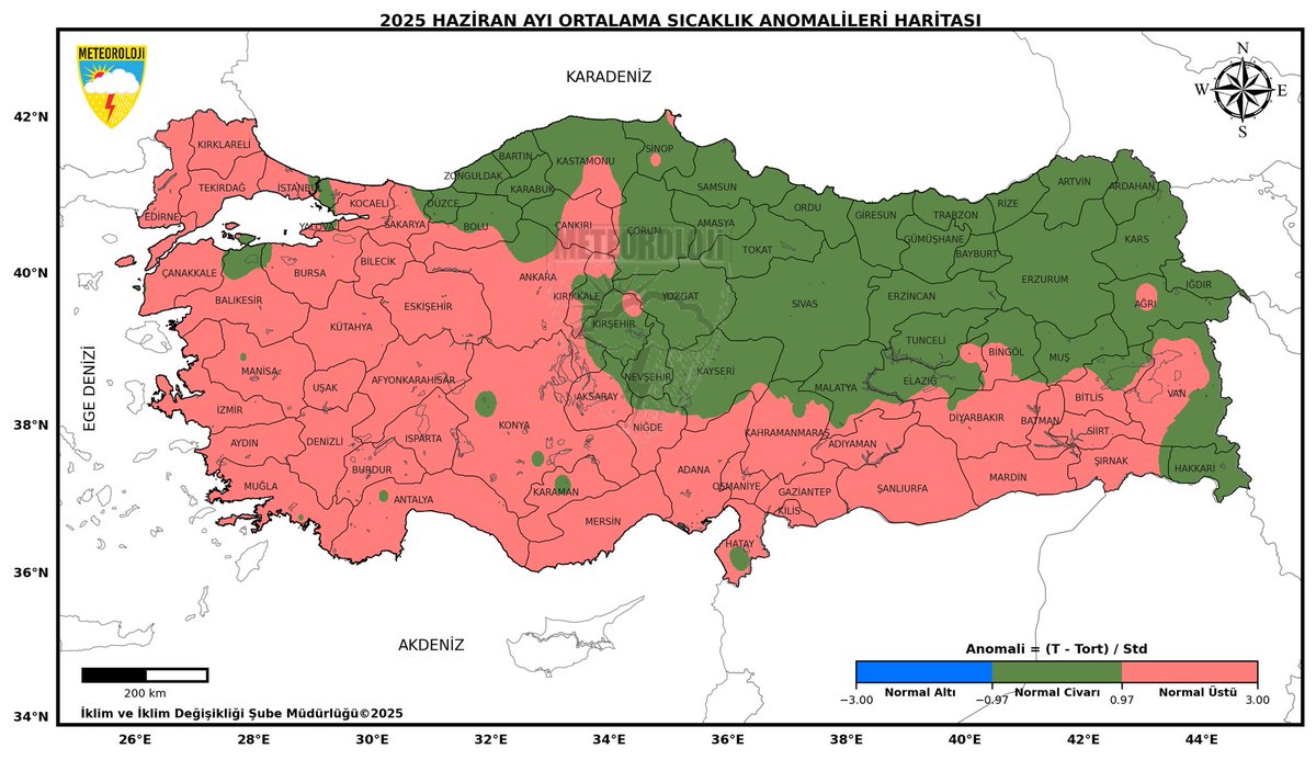 m_makkus's tweet image. Sıcaklıkların mevsim normallerinin üzerinde seyretmesi, Van Gölü’ne karasal kaynaklardan gelen su girdilerini azaltırken, buharlaşma yoluyla gölden gerçekleşen su kaybını artırmaktadır. Bu dengesizlik, önümüzdeki aylarda gölün biraz daha çekilmesine neden olacaktır.