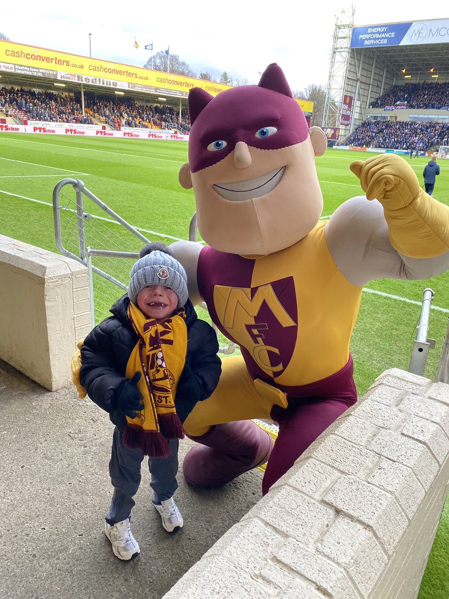 Gordon (@gordongunn) on Twitter photo Can I ask a massive favour from home and away fans at Fir Park this Saturday to do a minute applause at the 26th minute to remember my boy and our warrior Zac Gunn ๐งก๐ฆ
PLEASE SHARE ๐
<a href="/TheWellSociety/">The Well Society</a> <a href="/MotherwellFC/">Motherwell FC</a> Can I ask a massive favour from home and away fans at Fir Park this Saturday to do a minute applause at the 26th minute to remember my boy and our warrior Zac Gunn ๐งก๐ฆ
PLEASE SHARE ๐
<a href="/TheWellSociety/">The Well Society</a> <a href="/MotherwellFC/">Motherwell FC</a>