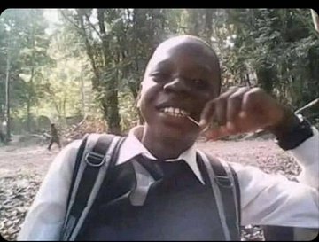 iamdalidavid's tweet image. When I grow up has reached 😂😂😂