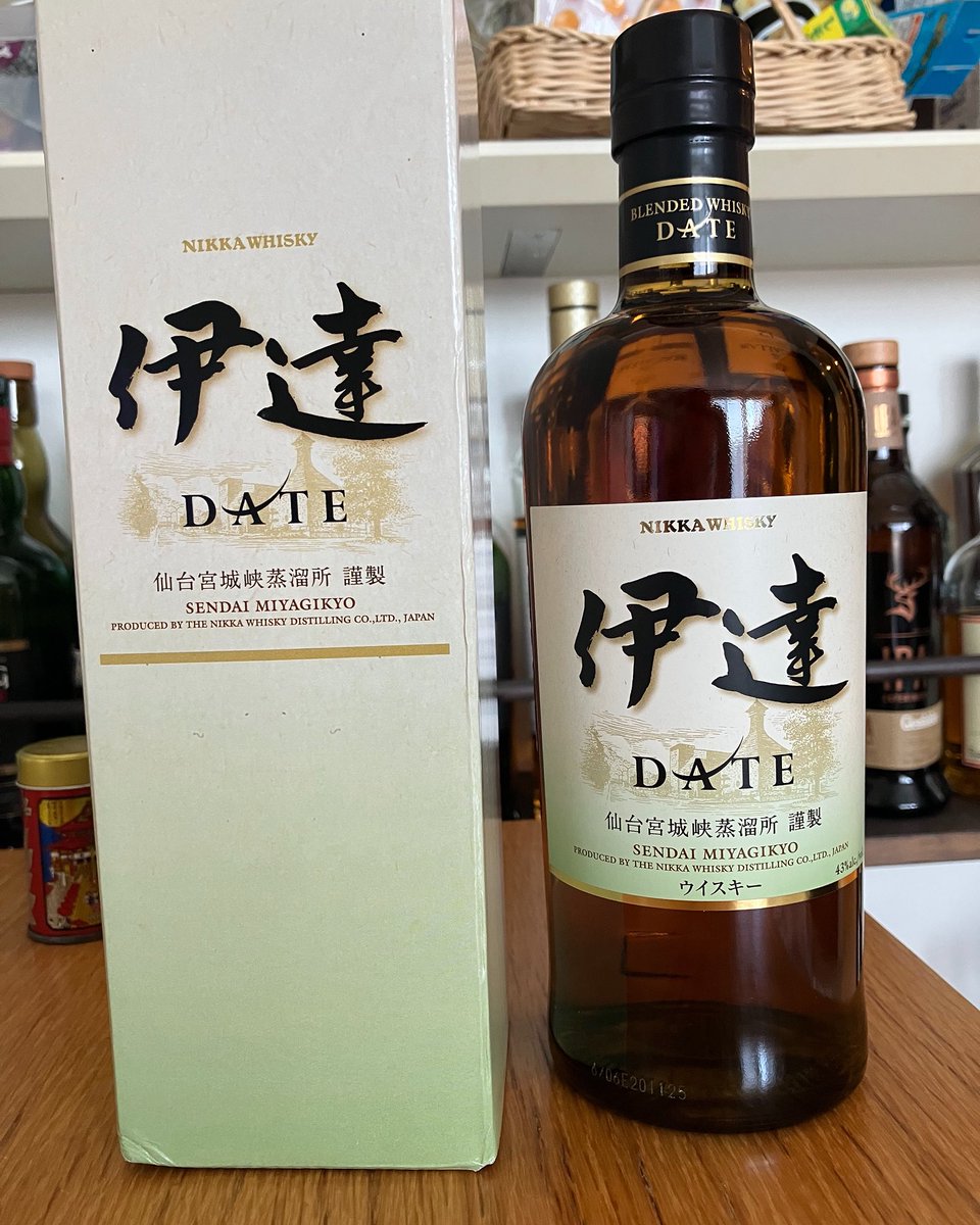 shonan_we's tweet image. 🥃 NIKKA WHISKY 伊達
宮城峡蒸溜所限定のブレンデッドウイスキー。
華やかな香りと厚みのある味わいに、東北の風土を感じる一杯。
今夜はゆっくりと、伊達とともに。
#ニッカウヰスキー #伊達 #宮城峡 #ジャパニーズウイスキー #ウイスキー好きな人と繋がりたい
