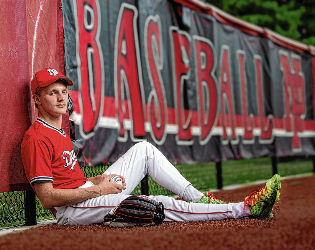 TWO-WAY TALENT: New Pal’s Mahurin is county’s top baseball player dlvr.it/TM7CPt