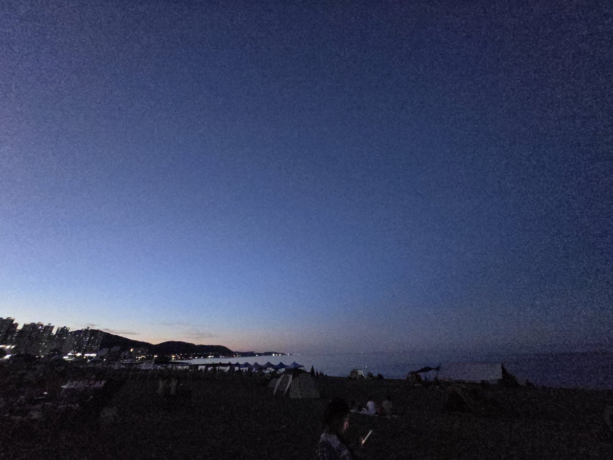 kalisGo's tweet image. 오늘 모두 Peace 하시기를😍