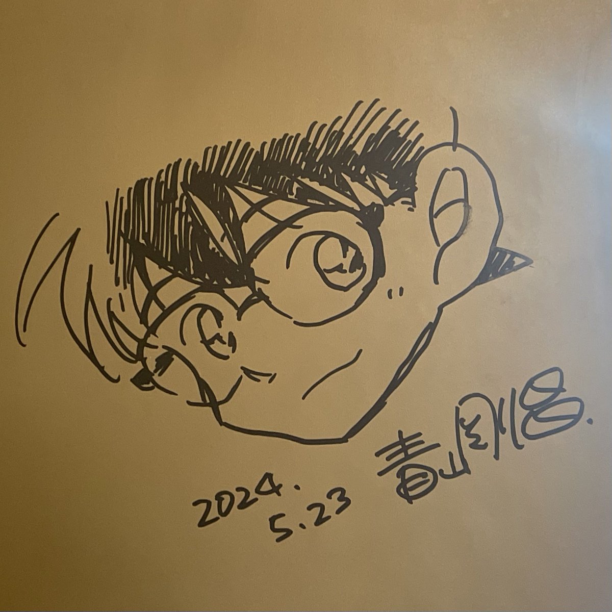 ベルモットのカラー色紙と棚横のサイン！
めちゃくちゃ美味しい季節のパフェをいただいてきました🤤🍑

📍DRAQUIRE（ドラキア）