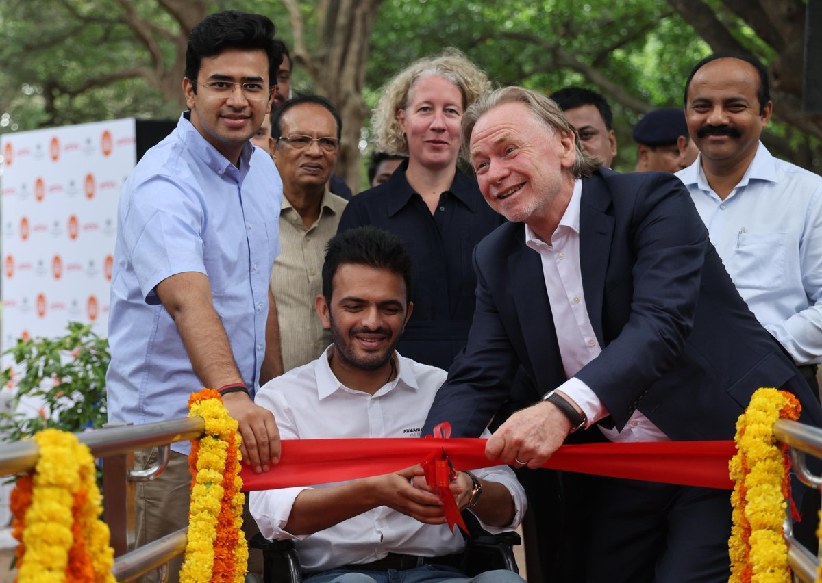 Tejasvi Surya tweet media