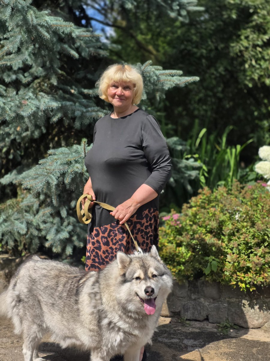 Šodien mums visiem prieka asaras: Pec 3,5 gadiem patversmē Lenija devās līdzī Airai uz Ēdoli
Paldies🤞🙏🐾☀️💛