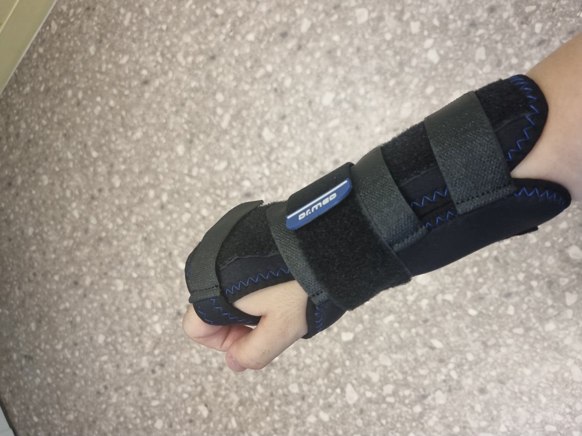 결국 건초염 엔딩ㅠㅠ 손목 주사 너무 아파요