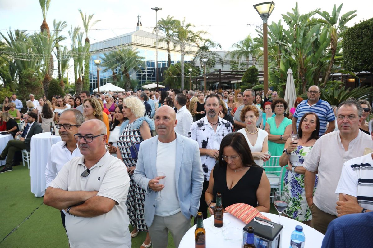 Los grandes empresarios de #Cartagena merecen todo nuestro reconocimiento y admiración. Son creadores de oportunidades y ejemplo de superación y determinación. 

Salvador Bernal hizo realidad su sueño con mucha determinación y fuertes valores salesianos. Comenzó el oficio de