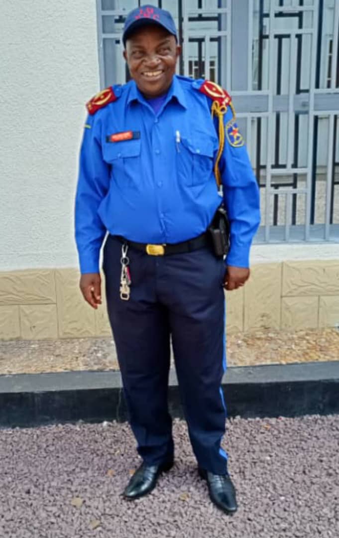 RDC_Times's tweet image. Le FIZI vient de perdre un autre digne et vaillant fils le Général A'OCI, décédé ce samedi 26 juillet 2025, après avoir été évacué d’urgence, la veille, de la prison du camp Tshatshi vers un hôpital non identifié de Kinshasa.
Ce décès, survenu après celui du Général SIKATENDE.