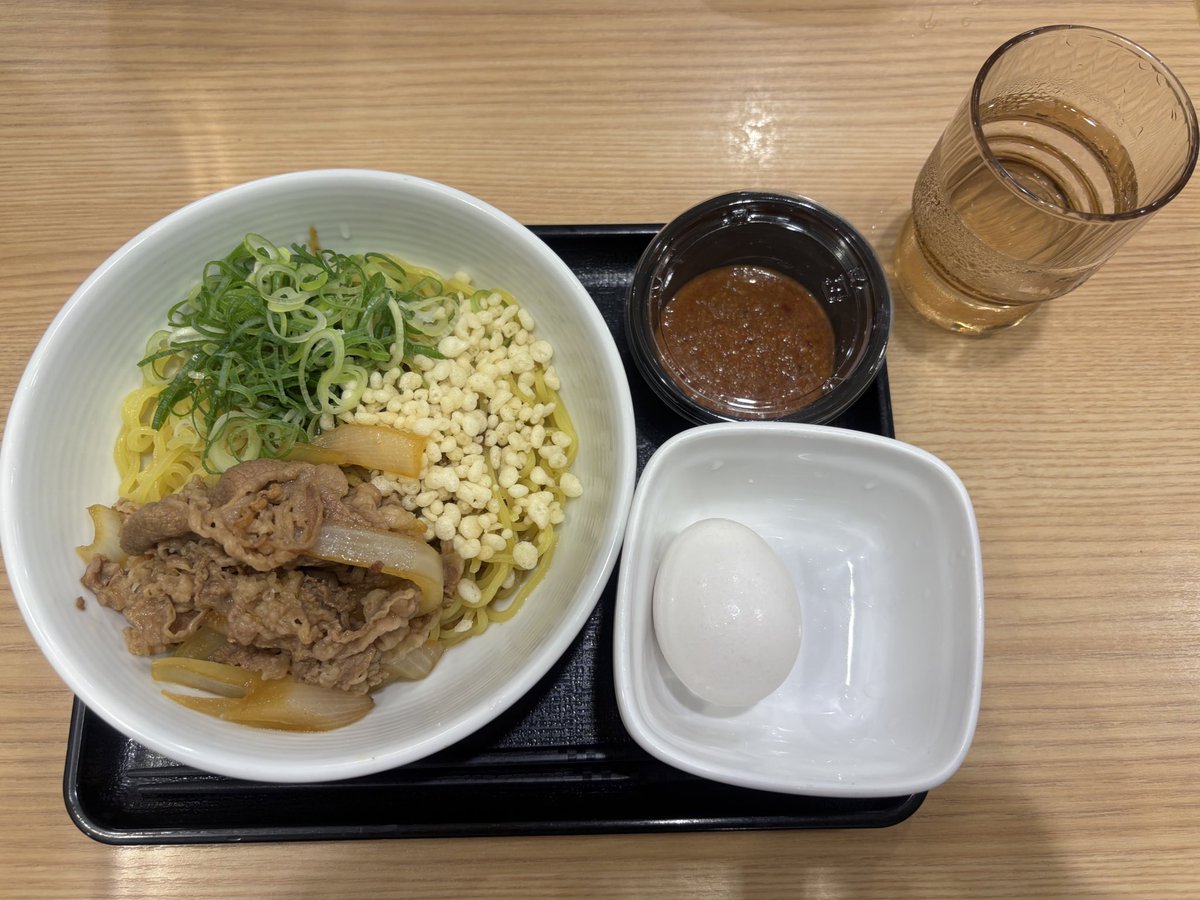 TubaGoma's tweet image. 今日の夜ご飯🌙🍚

吉野家のスタミナ丼💪❤️‍🔥

程よい辛さで美味しかった^^